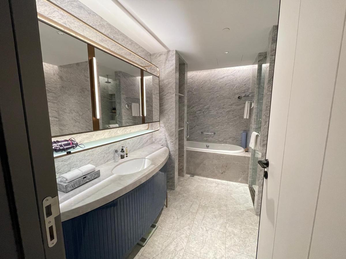 Ascott Raffles City Chongqing Exterior foto