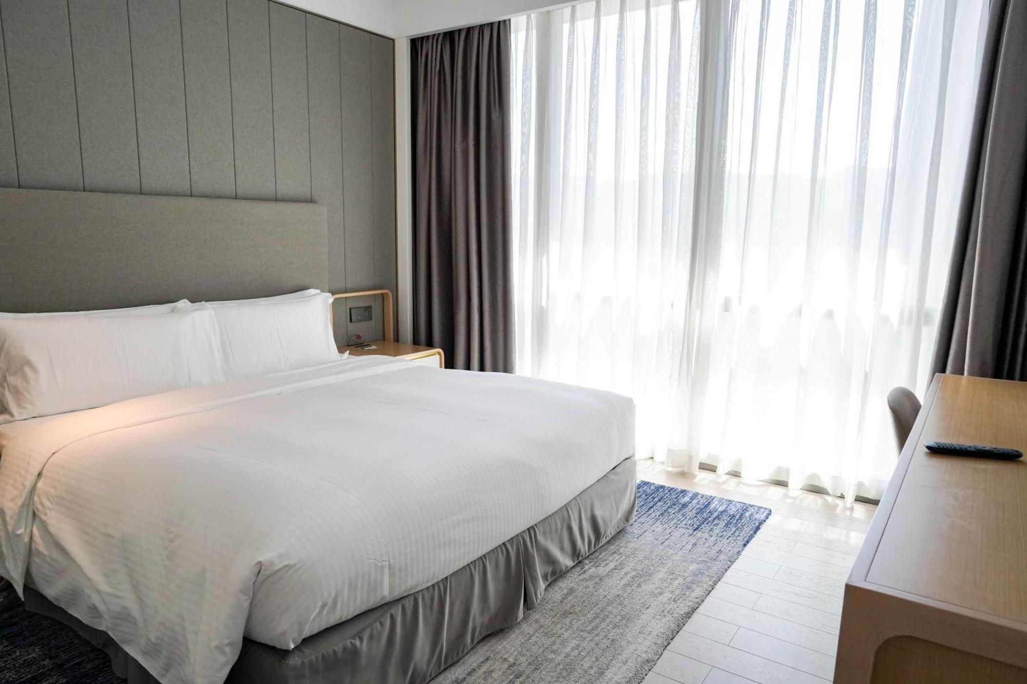 Ascott Raffles City Chongqing Exterior foto